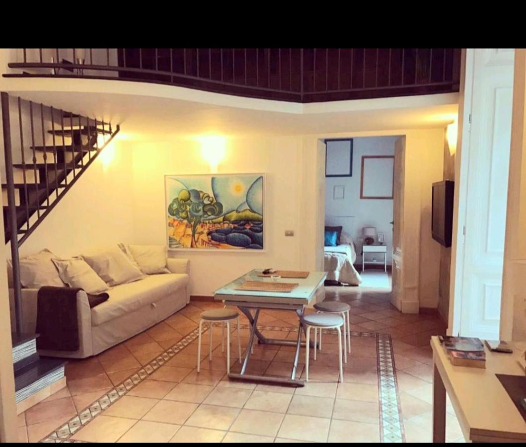 Gallery Bellini * Neapel